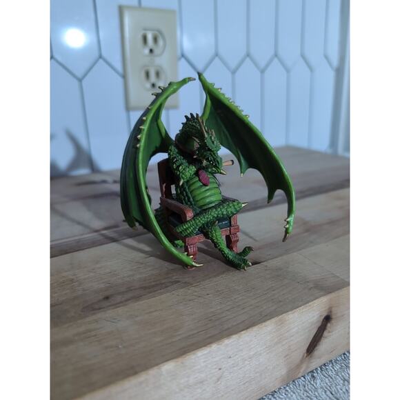 Hamilton Collection Foldin’ Freddy, Hold'em or Fold'em Poker, Dragon Figure Flaw - Picture 1 of 7